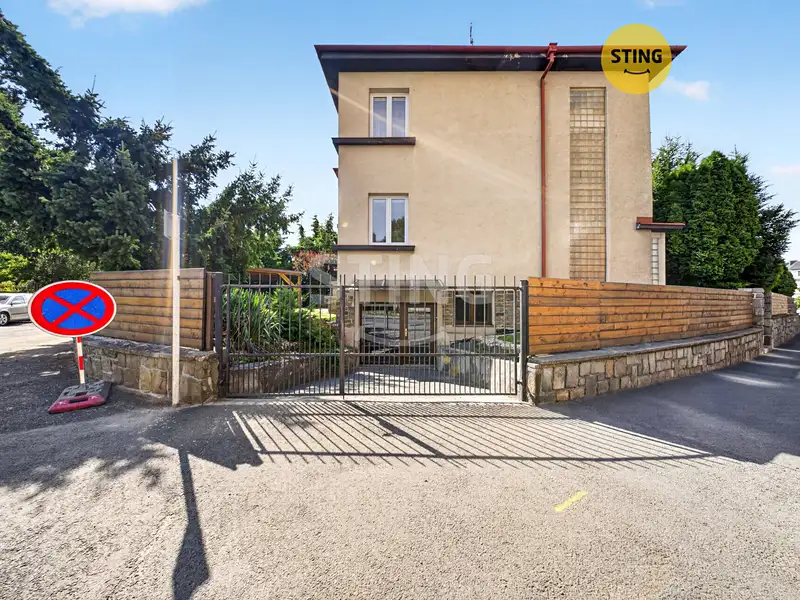 Prodej rodinného domu 224 m², pozemek 860 m² · Hobzíkova 1903/8, Opava – Předměstí