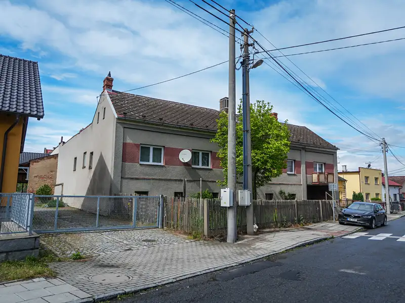 Prodej rodinného domu 1228 m², pozemek 2522 m² · Hlavní 224/178, Opava – Kylešovice